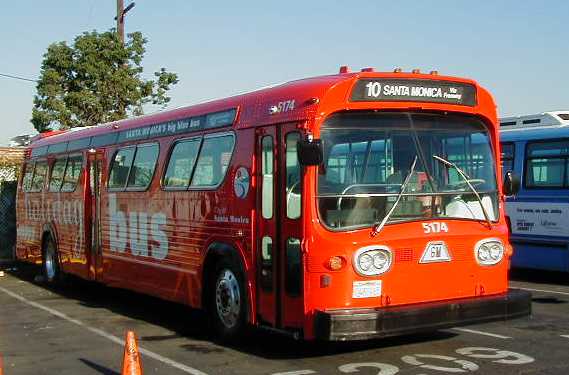 Santa Monica Big Blue Bus GM New Look 5174